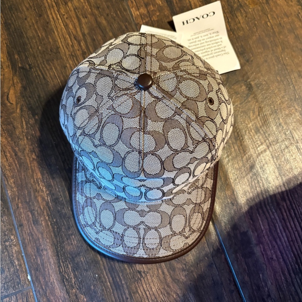 Coach Signature Brown Cap